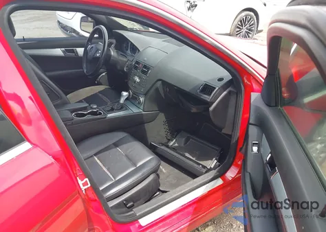 2008 Mercedes-Benz C 300 Luxury/Sport from USA, damaged, VIN WDDGF54X58F049016